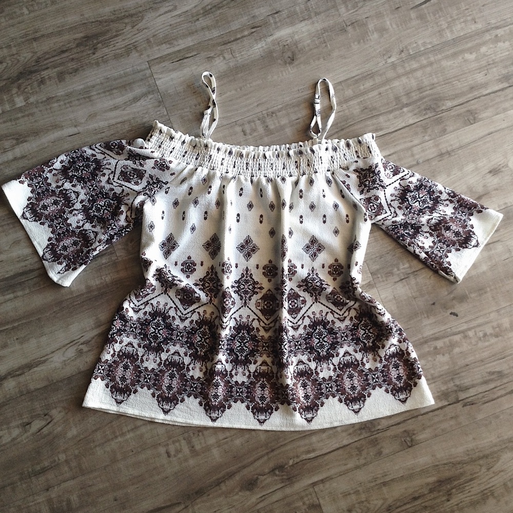Mid Sleeve Off-Shoulder Top